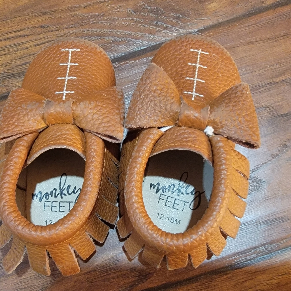 Monkey Feet - Picture 8 of 10